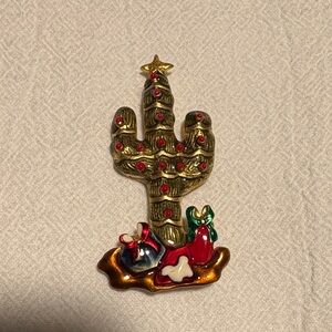 Don Lin Festive Cactus Brooch with Gifts